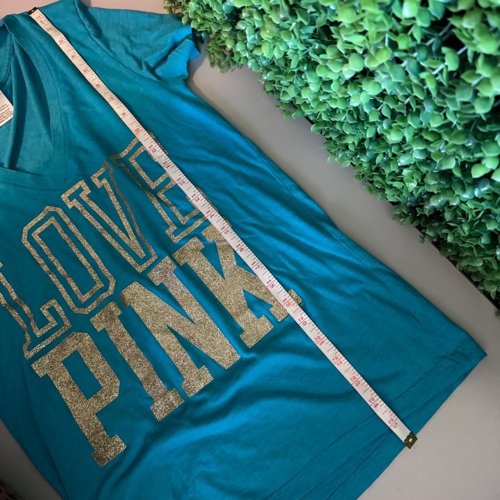 PINK Victoria's Secret Turquoise/ Blue Gold Love Pink V-Neck Shirt Medium - Picture 6 of 6